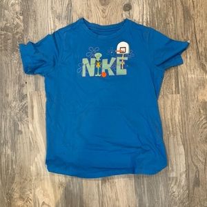nike basketball tee